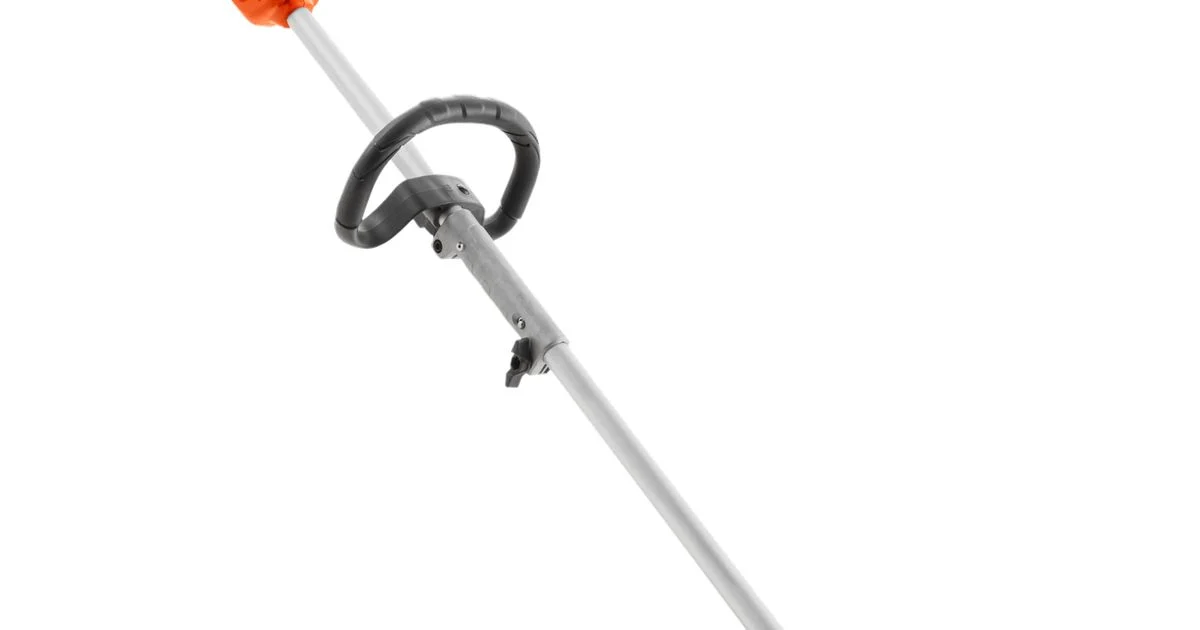 Husqvarna 320iL Weed Eater® (battery and charger included)