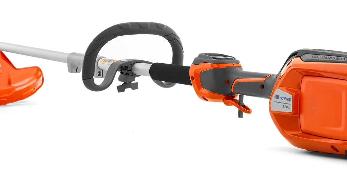 220iL (battery and charger included)