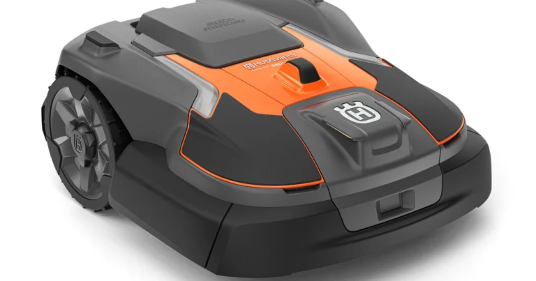 Automower® 580L EPOS® (Exclusive to Golf and Sports Turf dealers)